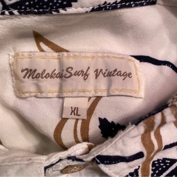 Molokai / Lanikai Vintage 100% Rayon Shirt -White and Navy palms Hawaiian shirt - Picture 6 of 7